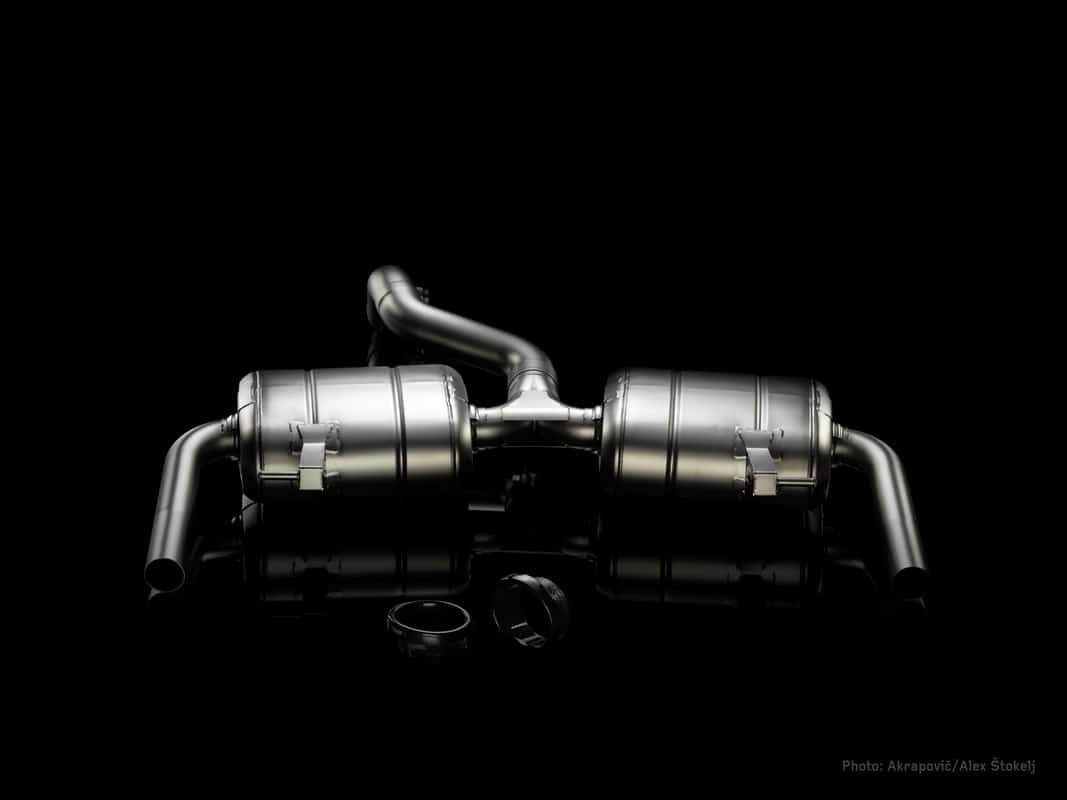 Echappement Slip-On Line (SS) Akrapovic pour Renault Clio III RS — image 3
