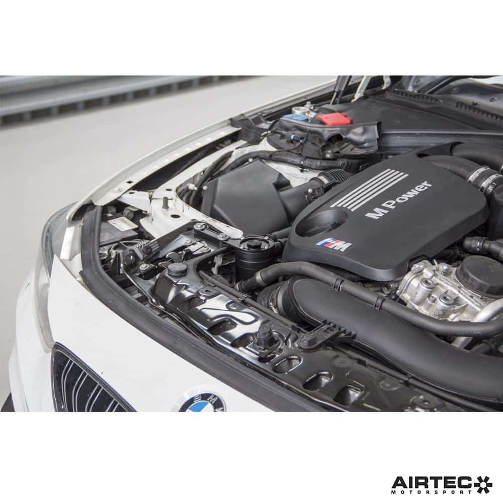 Récupérateur de liquide de refroidissement AIRTEC Motorsport pour BMW M2 Compètition, M3/F80 et M4/F82 — image 7