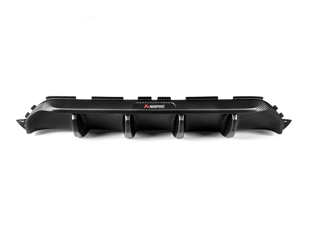 Diffuseur arrière en fibre de carbone Akrapovic pour BMW F90 M5 / M5 Competition — image 3