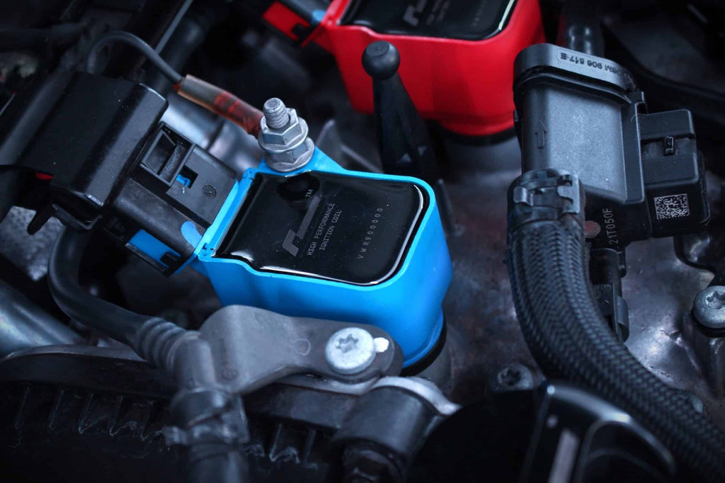 Bobines d’allumage Racingline à haut rendement pour tous les groupes VW MQB evo/MQB 2.0 TSI, 1.8 TSI, 2.5 TFSI ,4.0 V8 TFSI -VWR900000 – BLEU I VWR900001 – ROUGE I VWR900002 – GRIS — image 3
