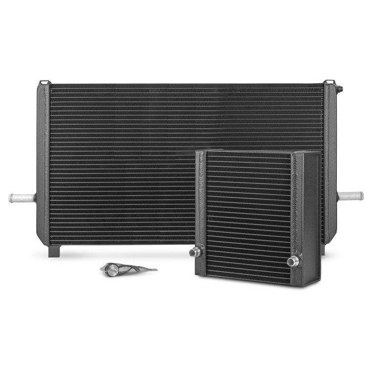 Kit Radiateur d’eau Wagner pour Mercedes A45 AMG et CLA 45 AMG et GLA A45 AMG (W176 et C117 , X156) — image 1