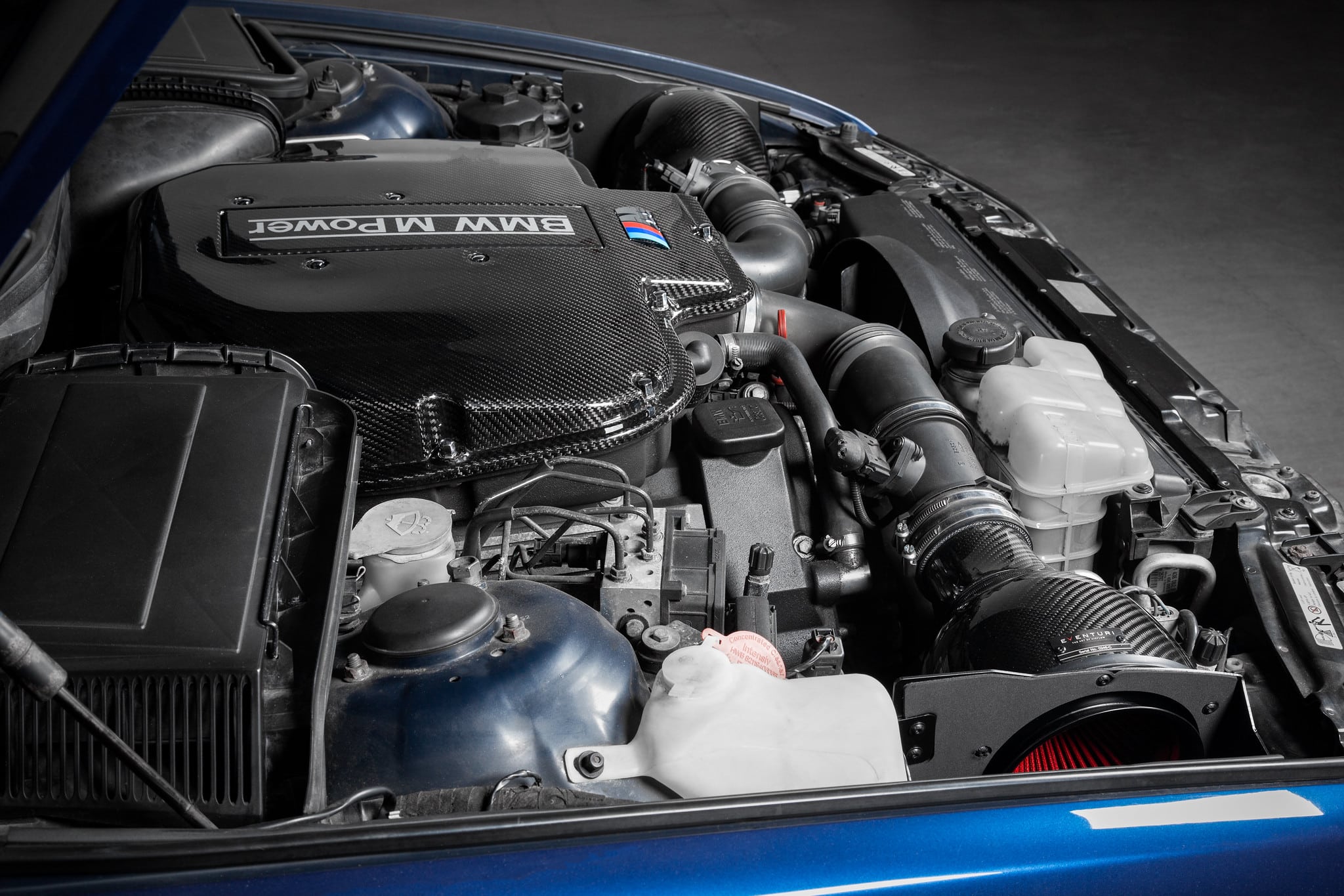 Plenum carbone Eventuri pour BMW M5 E39 et Z8 moteur S62 — image 5