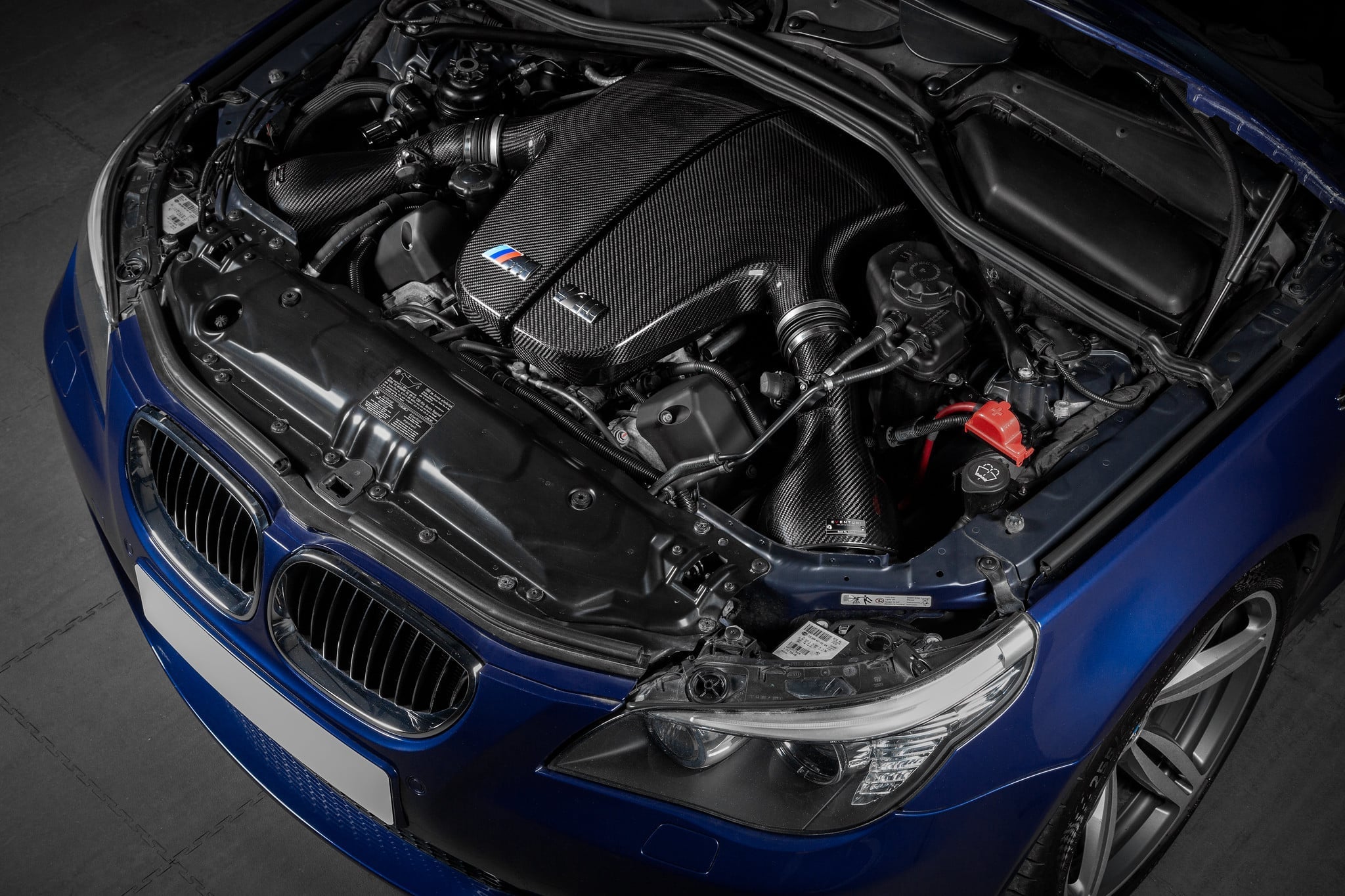 Admission carbone Eventuri pour BMW E60 M5 / E63 M6 — image 4