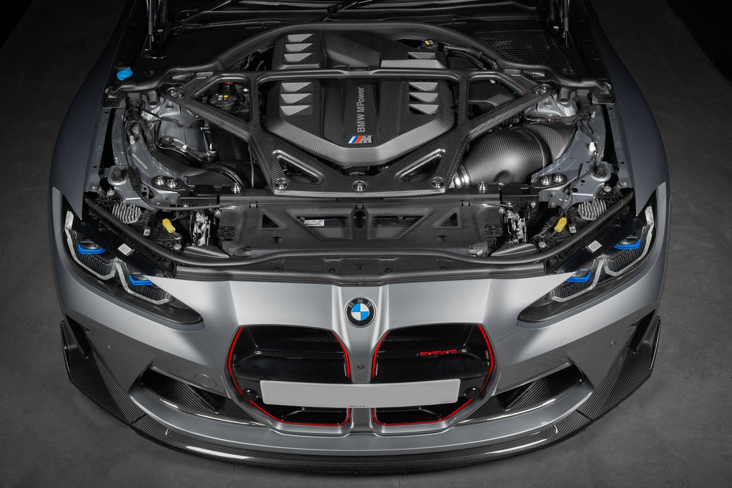 Eventuri Carbon Fiber Front Upper Strut Brace pour BMW G80/81/82/83/87 M2/M3/M4 Previous Next Eventuri Carbon Fiber Front Upper Strut Brace — image 2