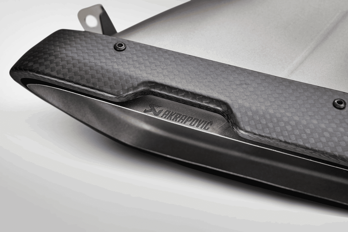 Echappement Evolution Line Titanium Akrapovic pour Mercedes-AMG Coupé/ Roadster GT / GT S / GT C — image 3