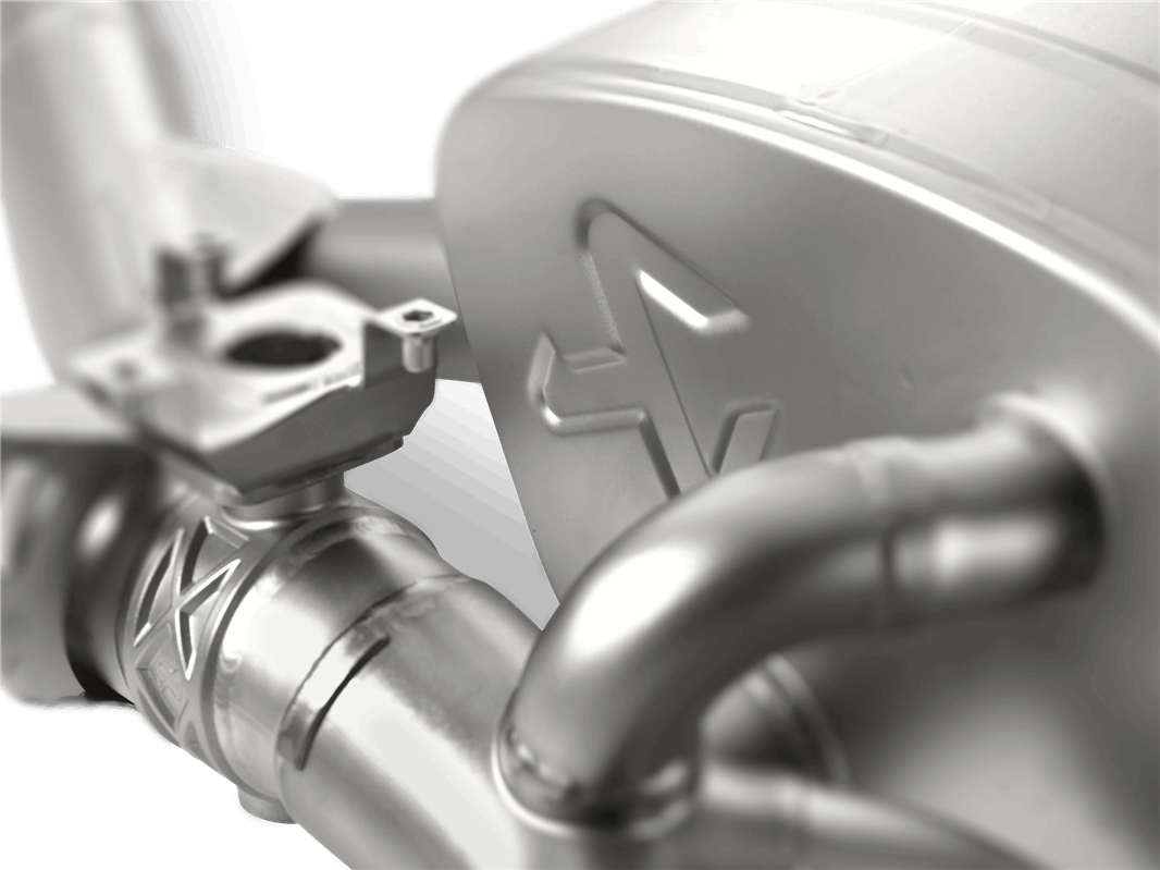 Echappement Slip-On Line Titanium Akrapovic pour BMW F80 M3 et BMW F82 M4 (non OPF ) — image 5