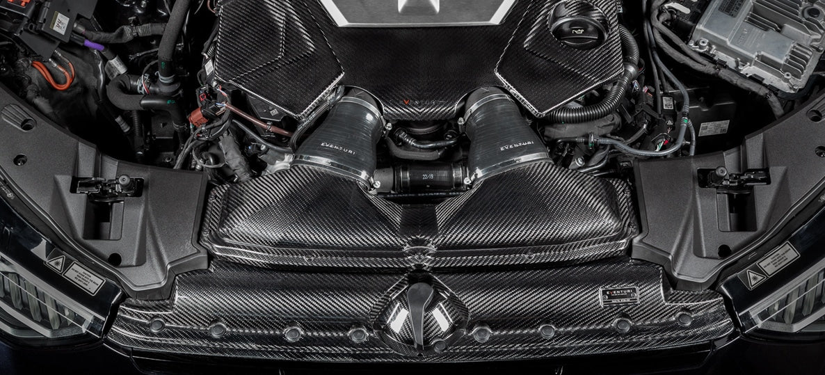Admission carbone Eventuri pour Audi RS6 C8 / RS7 C8 — image 3
