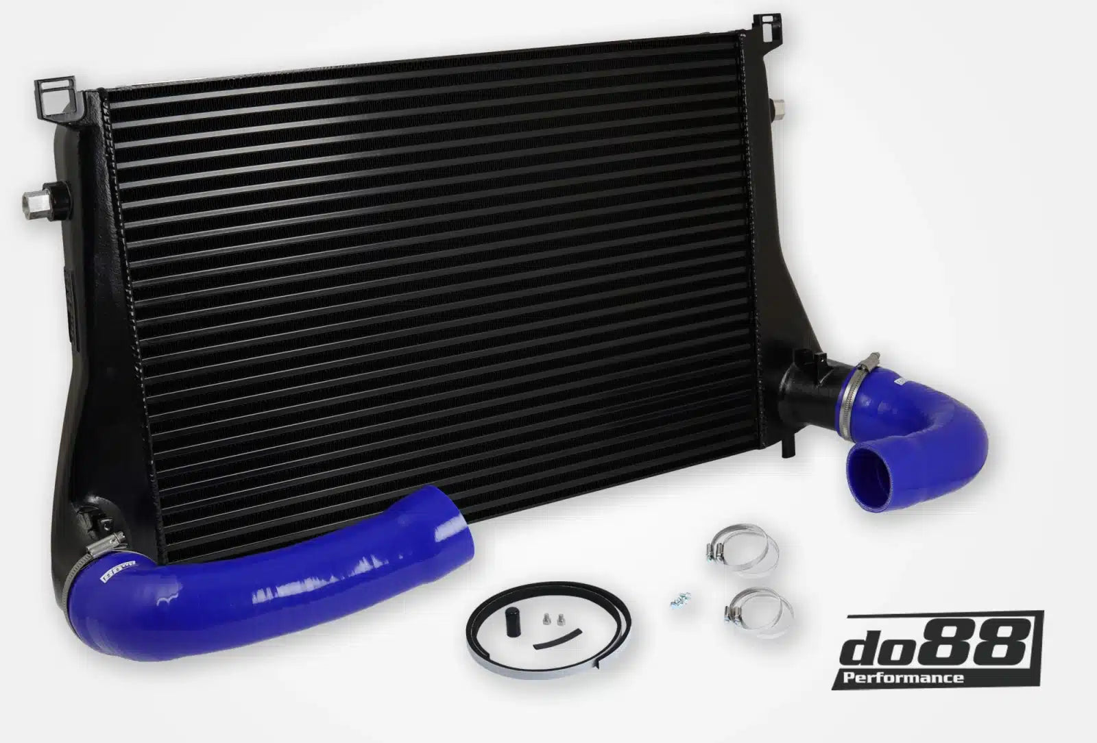 Intercooler D088 pour plate forme MQB et moteur 1.8/2.0 TSI pour VW , AUDI ,Seat , Skoda avec Durites noirs/rouges/bleus au choix — image 2