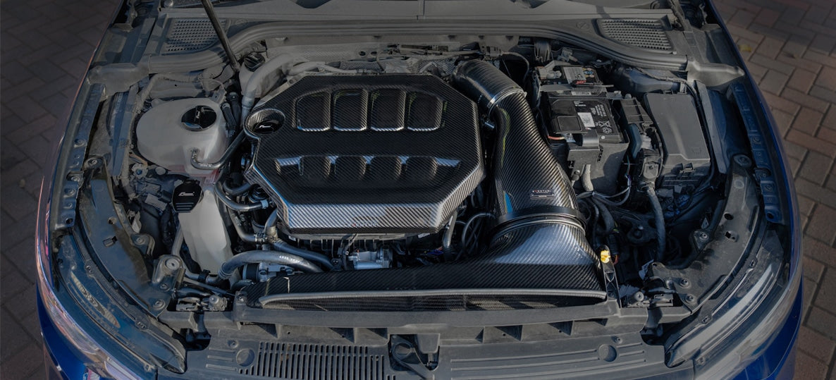 Cache moteur carbone Eventuri pour VW Golf MK8 — image 5