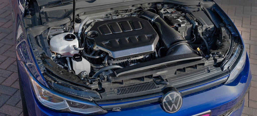 Cache moteur carbone Eventuri pour VW Golf MK8 — image 4