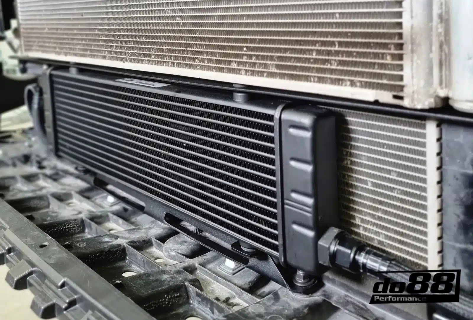 Radiateur d’huile moteur Racing DO88 pour Toyota Yaris GR — image 4