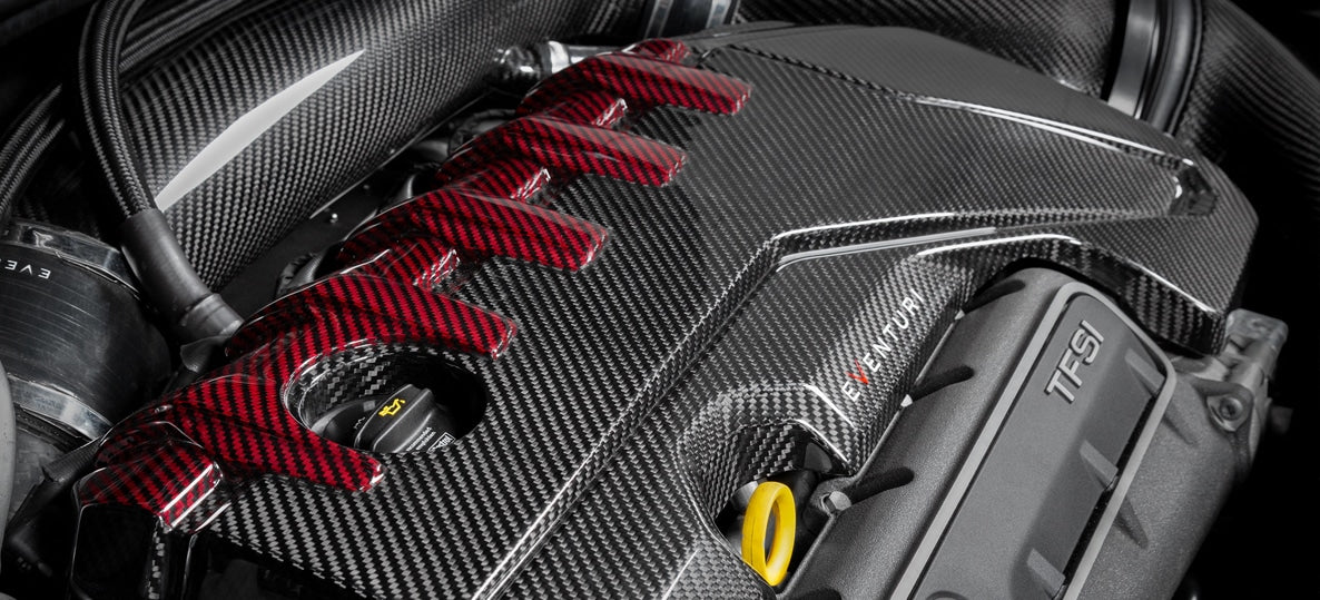 Couvre moteur Eventuri carbone et kevlar rouge pour Audi RS3 8.5V/RS3 8Y/RSQ3/TTRS Facelift — image 4
