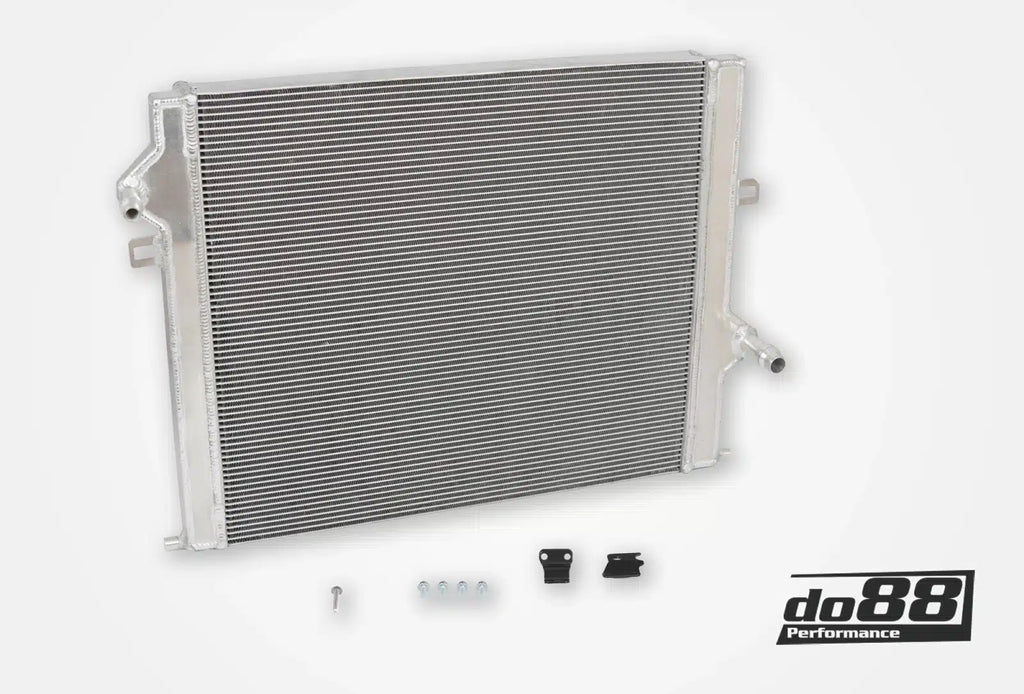 do88 Radiateur de charge frontal, BMW Série F — image 1