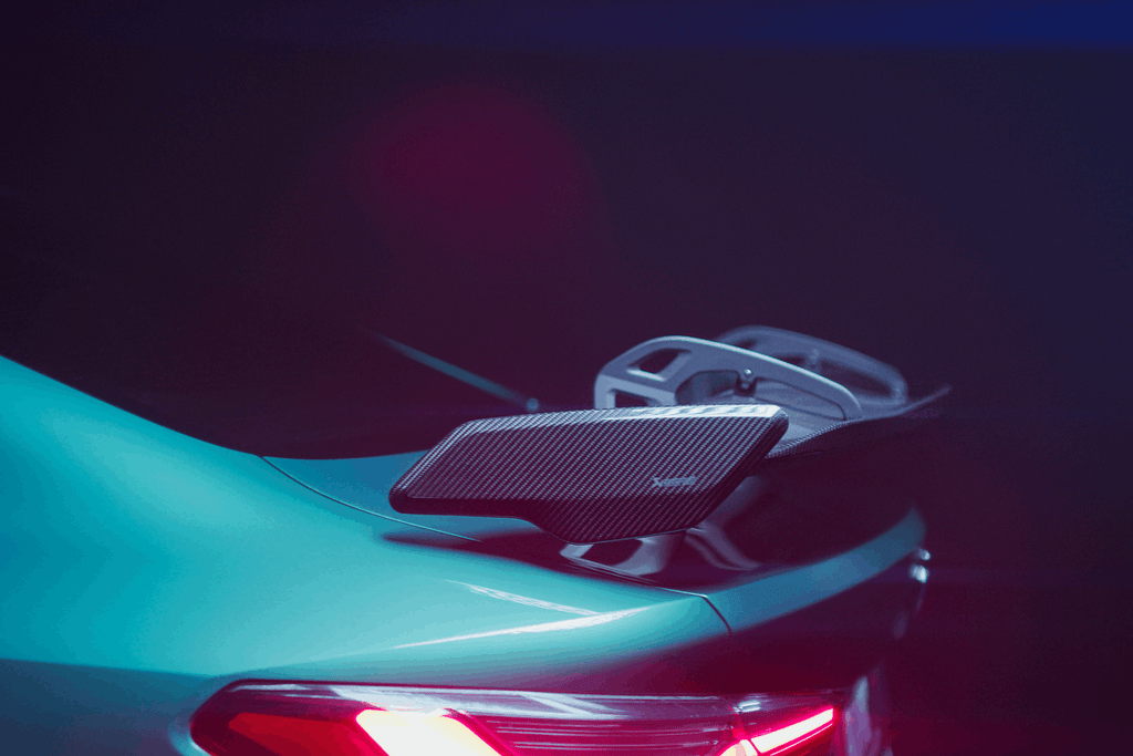 Aileron arrière carbone Akrapovic pour BMW M4 G82 et G22 M440 — image 4