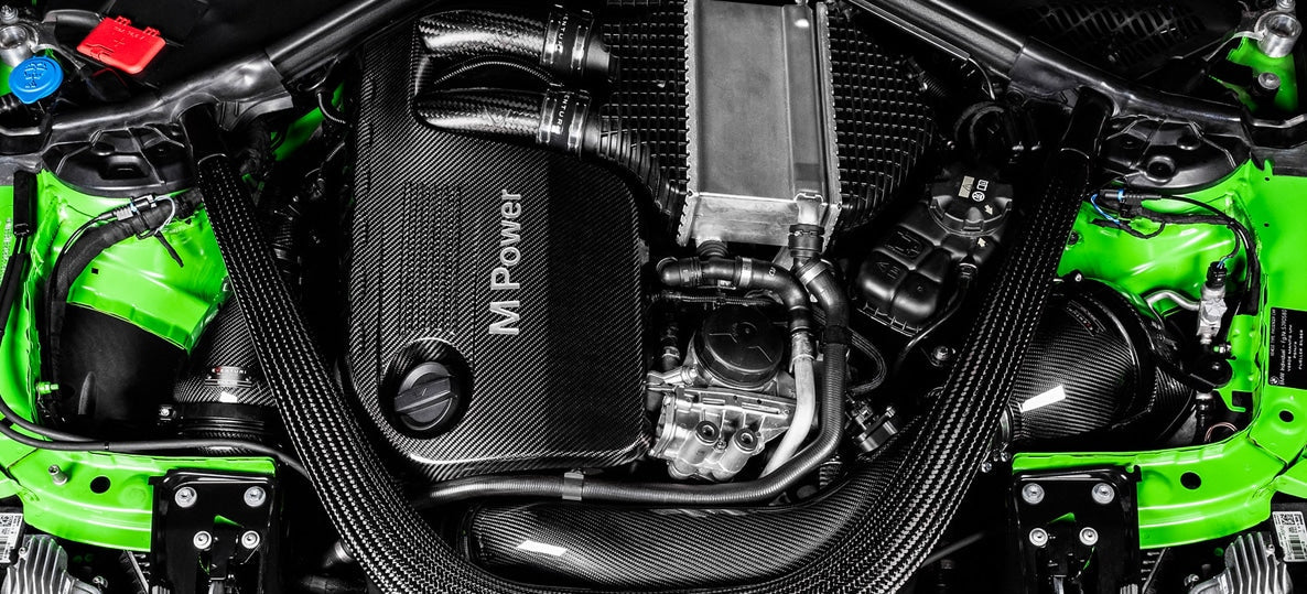 Tubes d’entrée de turbo charge pipe carbone Eventuri pour BMW M3 F80 / M4 F8x / M2 Comp F87 — image 5